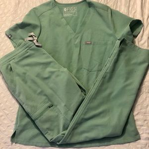 FIGS Limited Edition Scrub Set Size S